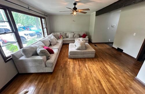 Lawrence House | Cozy on Campus