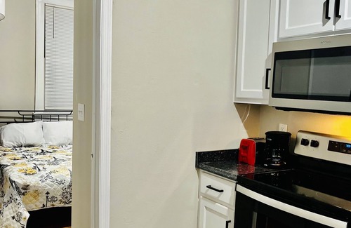 Wilson Apartment | Cozy One Bedroom Apt