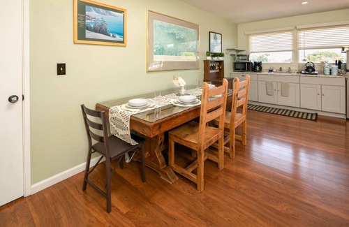 Pacific Grove Apartment | Cozy Pacific Grove Getaway