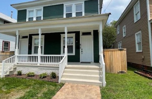 Portsmouth House | Cozy Portsmouth Retreat 2BR 1BA