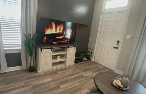Portsmouth House | Cozy Portsmouth Retreat 2BR 1BA