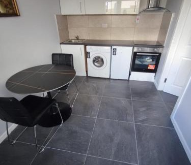 Tallaght House | Cozy Private Self-Contained Suite