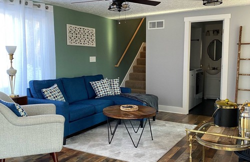 West Lafayette Cottage | Cozy River Cottage on the water, near PURDUE