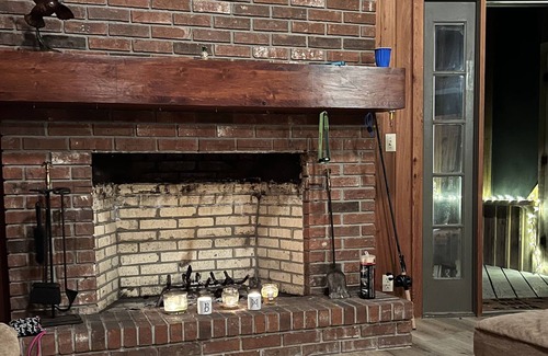 Georgetown House | Cozy Riverfront Home on Drayton Island, the bass fishing capital of the world!