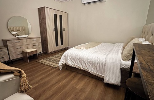 Riyadh Apartment | Cozy room in lovely with side yard in Riyadh with WiF