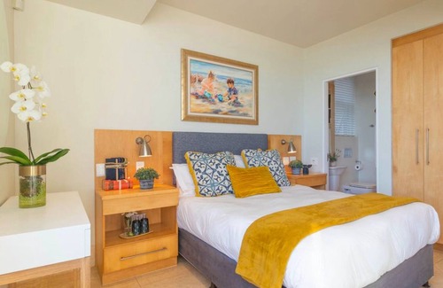 Herolds Bay House | Cozy Room With a Partial sea View