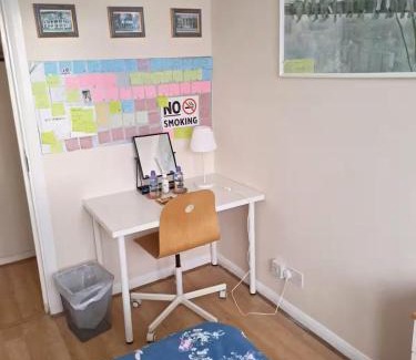 Harlesden House | Cozy room with double bed 20 mins to City