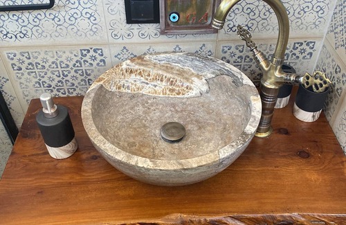 Eceabat House | Cozy rooms in lovely Çanakkale Eceabat Alcitepe village with AC, WiFi, garden