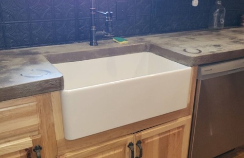 Elkland House | Cozy Rustic 3 bedroom home on 5 acres, big backyard perfect for yard games!n