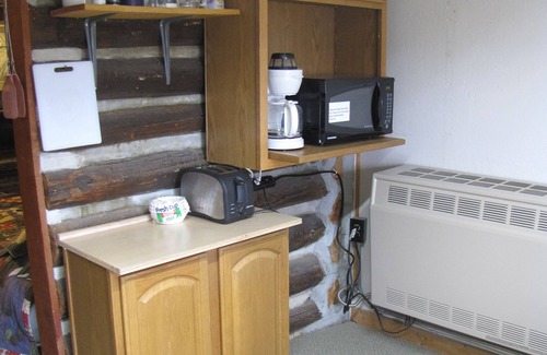 Lima Cabin | Cozy rustic cabin on Little Sheep Creek at foot of Lima Peaks