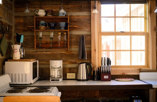 Chico Cabin | Cozy, Rustic Cabins near Chico Hot Springs & only 35 mins to YELLOWSTONE PARK!