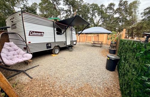 Clearlake Other | Cozy RV Farm Stay with Hot Tub WiFi and Coffee 5 Min to AHCL Hospital and Redbud Park