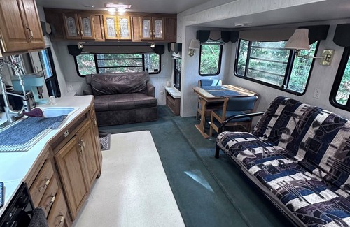 Aiken House | Cozy RV with WiFi and AC in charming Aiken