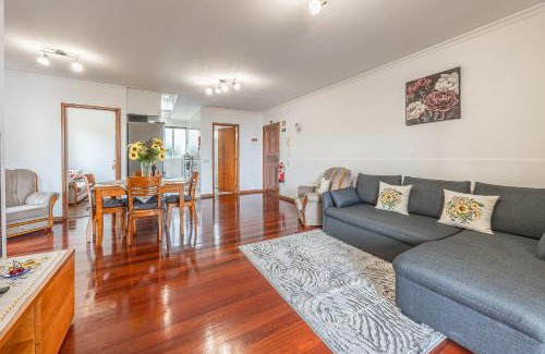 Canico Apartment | Cozy Seaside Cottage Ocean Views and Near Beach