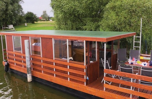 Loitz Boat Rental | Cozy ship in Loitz with WiFi