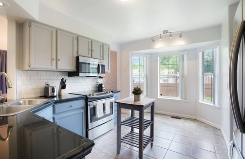 Denver House | Cozy, Spacious 3B w/Backyard | Near DT & Boulder