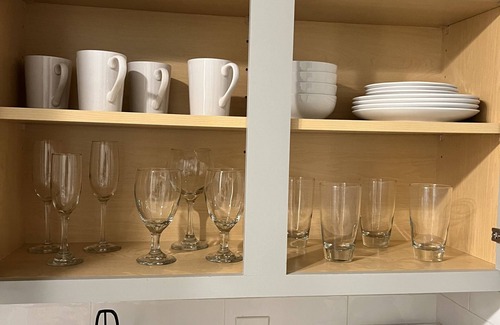 Dunwoody House | Cozy Spacious Apartment 20 minutes out of Atlanta! Right near Perimeter Mall