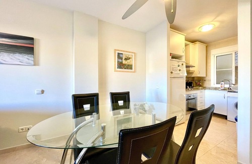 La Envia Apartment | Cozy Stay Near Roquetas