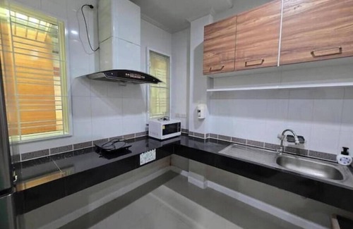 Srisa Chorakhe Noi Apartment | Cozy Stay near Suvarnabhumi Airport