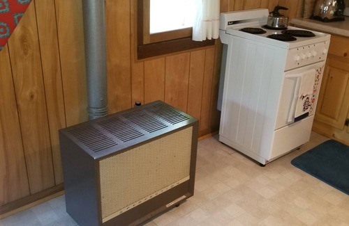 Frankfort Apartment | Cozy studio cabin close to Lake Michigan.