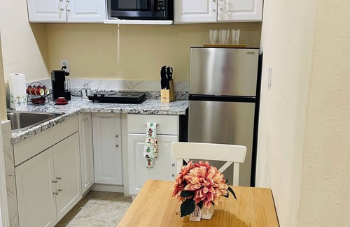 Citrus Park Apartment | Cozy studio in charming Tampa with WiFi, AC