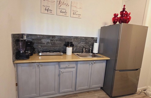 Enterprise Apartment | Cozy studio in delightful Las Vegas with WiFi, AC