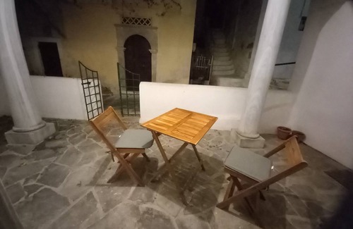 Tinos Apartment | Cozy studio in the old town center