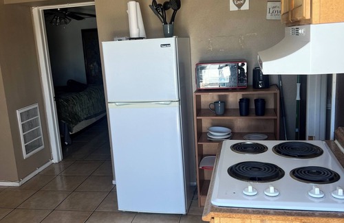 Paradise Apartment | Cozy studio in wonderful Las Vegas with WiFi and AC