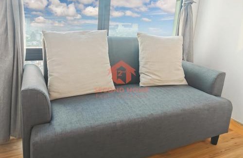 Jakarta Apartment | Cozy Studio South Gate Apt with Pool, Gym, Wi-Fi by 2ndHome