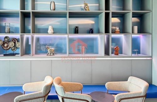 Jakarta Apartment | Cozy Studio South Gate Apt with Pool, Gym, Wi-Fi by 2ndHome