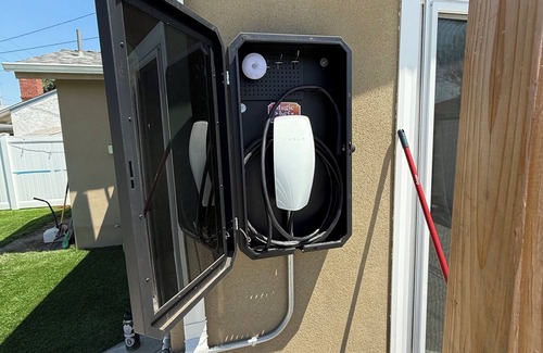 Bellflower Apartment | Cozy studio with WiFi and AC in nice Bellflower