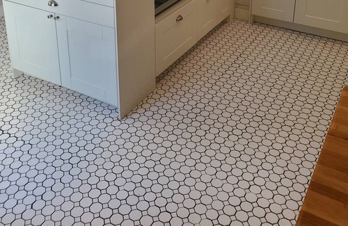 Dupont House | Cozy Suite 15 minutes from downtown cozy suite