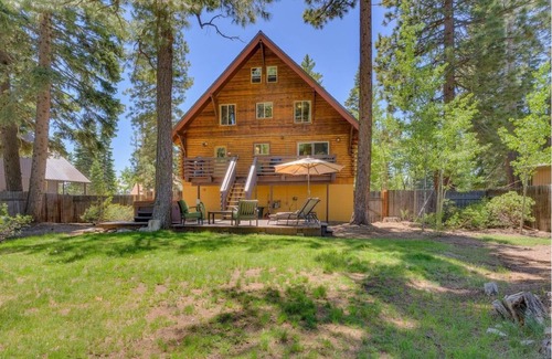Carnelian Bay Cabin | Cozy Tahoe Cabin for Ski & Lake