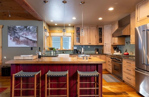 Truckee House | Cozy Tahoe Donner Cabin