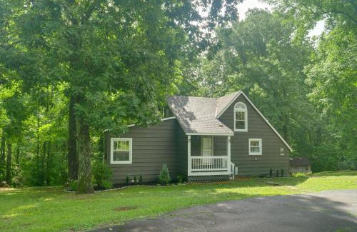 Tullahoma House | Cozy Tennessee Cabin with Deck, Grill and Fire Pit!