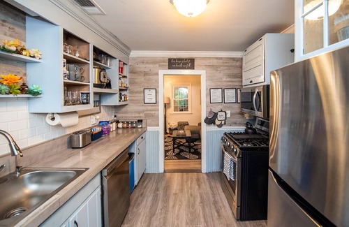 Lebanon Cottage | Cozy Time Cottage Lake Williams, CT