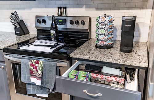 Southwest Raleigh House | Cozy Townhome in Peaceful District of Raleigh