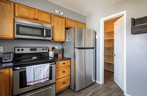 Glenrock House | Cozy townhouse in Glenrock, WY.