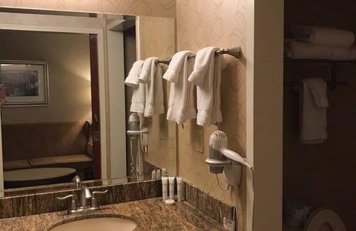 Las Vegas Hotel | Cozy unit at Orleans Hotel Casino Las Vegas