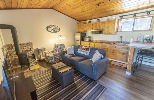 Tahoe Keys Cabin | Cozy unit, near the "Y." One minute walk to Tahoe Lagoon and forest trails!