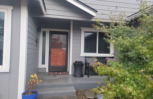 Dayton House | Cozy & Updated Home with Hot Tub