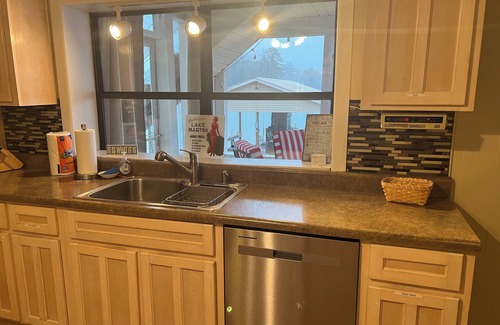 Jacksons' Gap House | Cozy waterfront home with boat ramp, dock and gentle sloping lot.