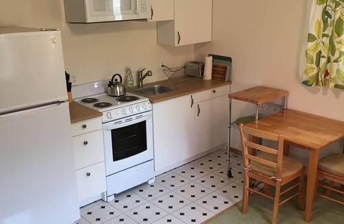 Bishop House | Cozy West Bishop Duplex, Short Stroll to Downtown