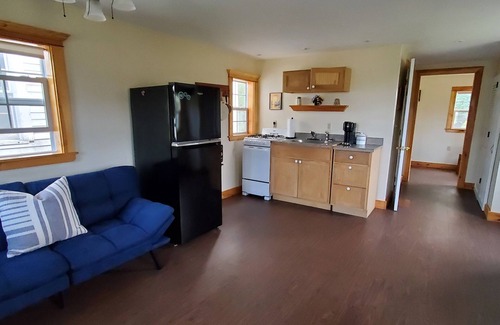 Ellsworth Cabin | Cozy year round cabin near Acadia and ATV trails, and pet friendly!