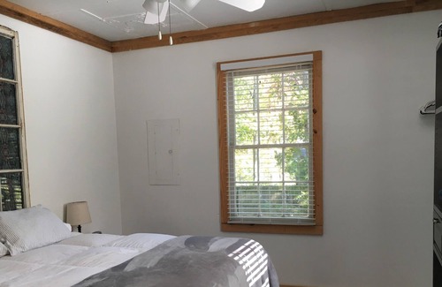 Dalton Cottage | Cozy1-Bedroom Cottage in Historic Dalton