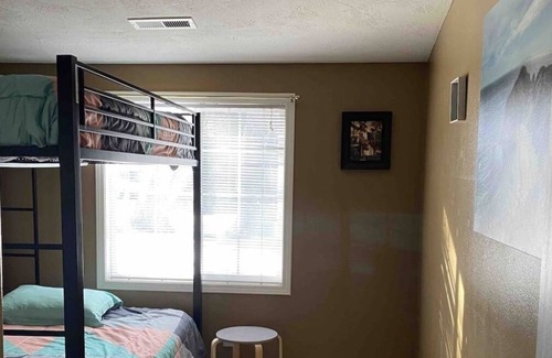 Rexburg House | CozyHome with hot-tub, Byui, Yellowstone, Targhee, Kelly canyon