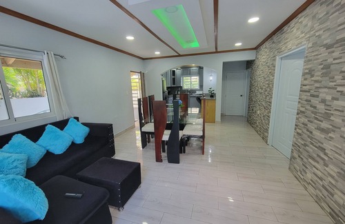 Las Guazaras Villa | Cozzy Villa, Jarabacoa, Near the River, Near Rancho las Guazaras