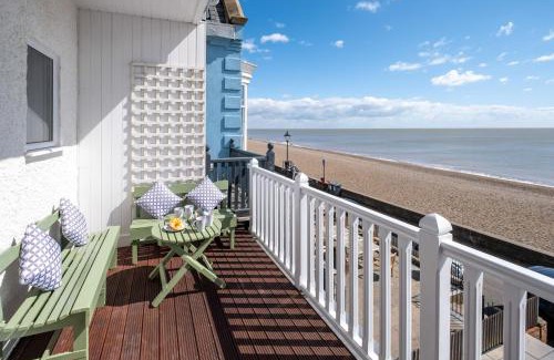 Aldeburgh House | Crags Nest