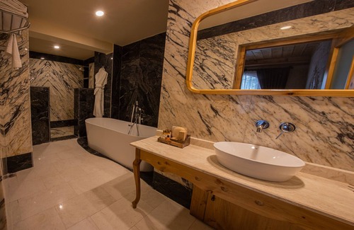 Goreme Hotel | Cratus Stone Palace