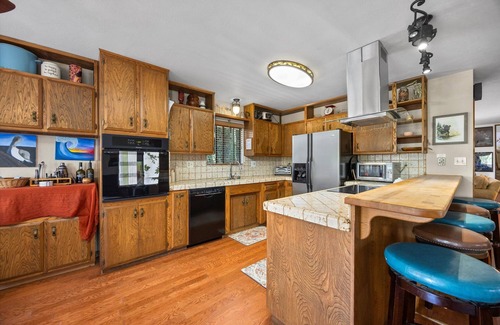 Kernville House | Create and adventure in the heart of Kernville.